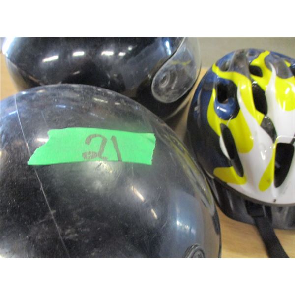 PLASTIC TOTES C/W BIKE HELMETS