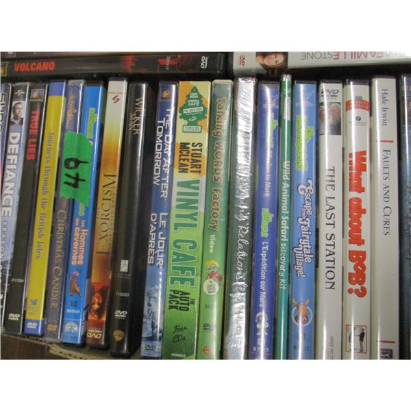 BOX C/W APPROX. 35 DVD'S