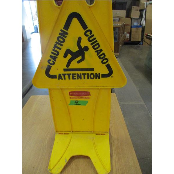 WET FLOOR SIGN