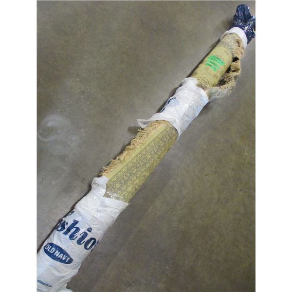 ESTATE:  APPROX. 7' X 9' CARPET