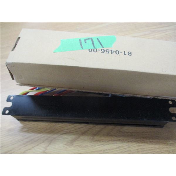 TOTE C/W 5 BALLASTS