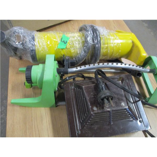 BOX C/W CAR WARMER, AIR PUMP, ETC