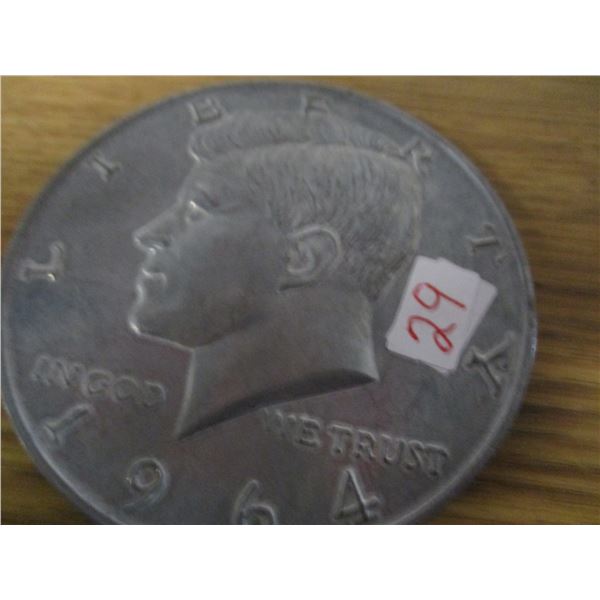 1964 USA KENNEDY FIFTY CENT COIN
