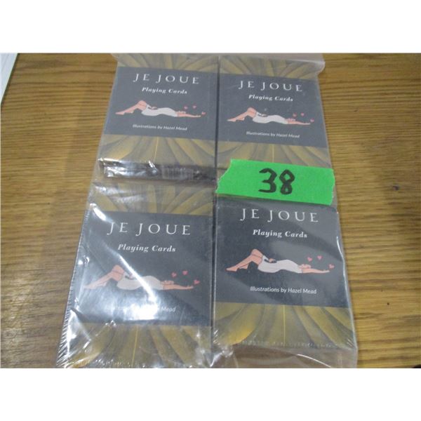 BAG C/W 4 DECKS OF PLAYING CARDS