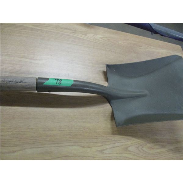 ESTATE:  SQUARE SHORT HANDLE SHOVEL