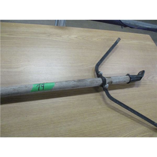 ESTATE:  PUSH BROOM HANDLE