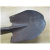Image 1 : ESTATE:  LONG HANDLE ROUND POINTED SHOVEL