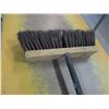 Image 1 : ESTATE:  APPROX. 15" PUSH BROOM