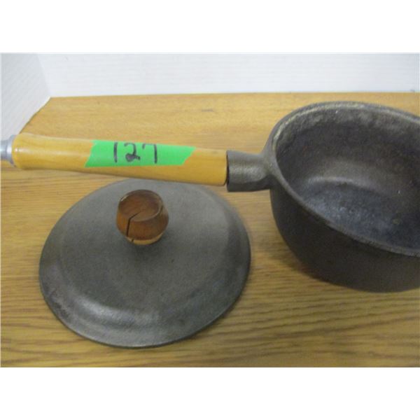 ESTATE:  APPROX. 6" CAST IRON POT