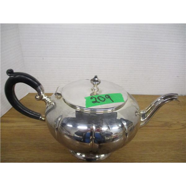 ESTATE:  SILVER COLOR TEAPOT (MADE IN CANADA)