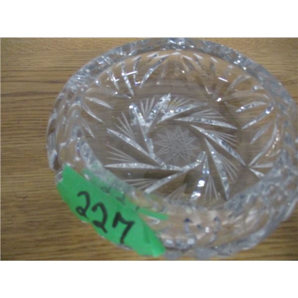 ESTATE:  PINWHEEL CRYSTAL ASHTRAY