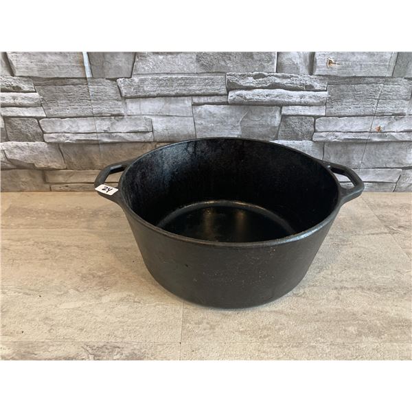 Cast Iron Pot - Lodge USA