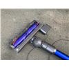 Image 9 : Lot of 2 Dyson Vacuums w/ 1 Charger - Model V7 - Purple one Works - As-Is Untested