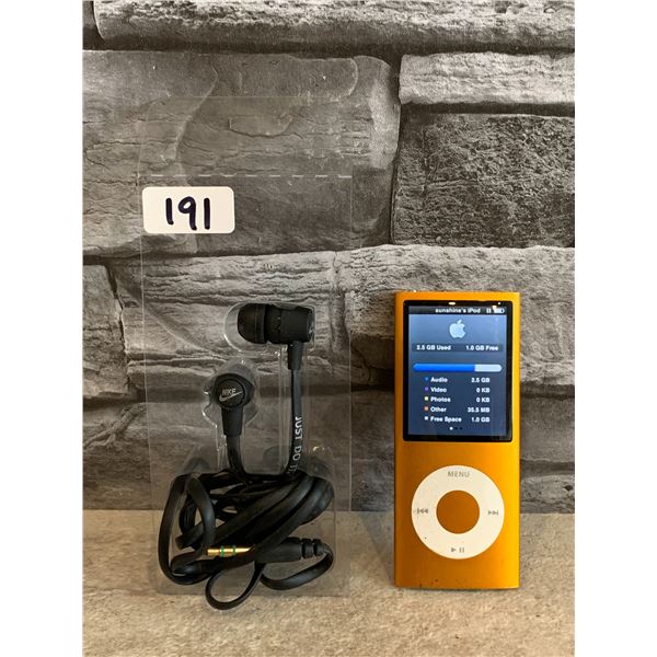 Apple Ipod 4 GB Model: A1285 With Nike Headphones Orange