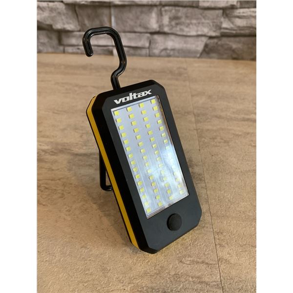 Voltax Battery Operated LED Work Light