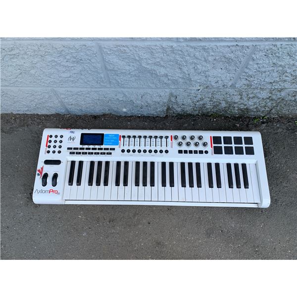 M-Audio Axiom Pro 49 Advanced 49 Key USB Midi Controller With Hypercontrol
