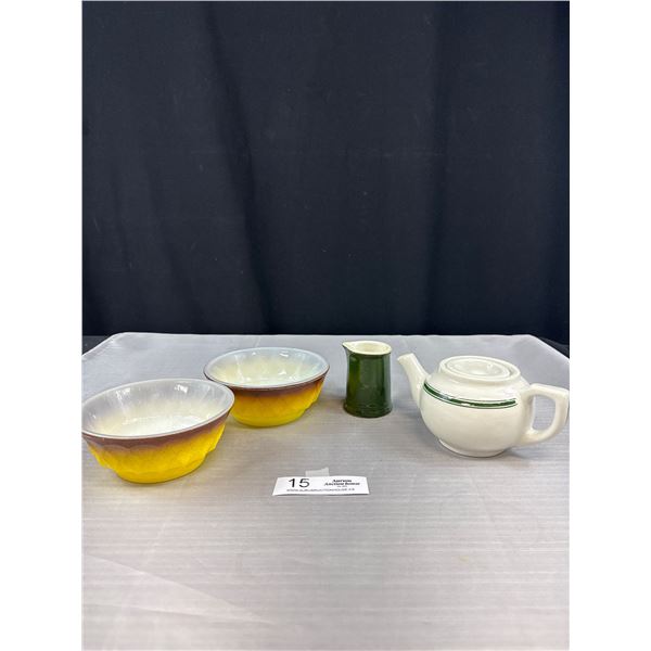 Vintage Circa 1940/50s Medalta Diner Teapot and Creamer, Very Good Condition and 2 Vintage Fire King