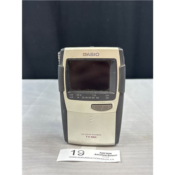 Vintage Casio TV -885