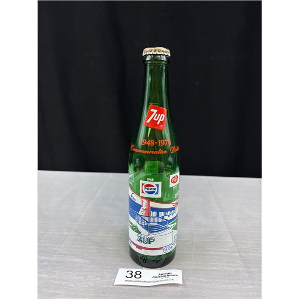 1978 30th Anniversary 7up Bottle with Original Cap Great Condition