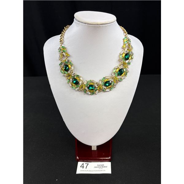 Outstanding Vintage Green Rhinestone Statement Necklace