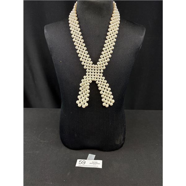 PARTS Runway Fashion Pearl Necklace Statement Piece!