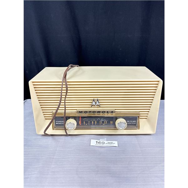 1940s/50s Bakelite Motorolla Radio