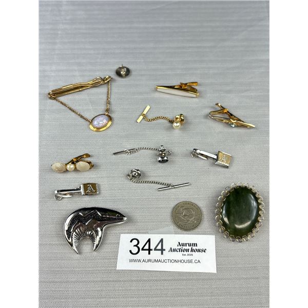 Lot of Vintage Mens Accessories - Bolo Slides, Tie Bars and Pins