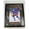 Image 2 : Rare Framed Upper Deck Collectible Wayne Gretsky Gold Sign Dedication 8" x 10"