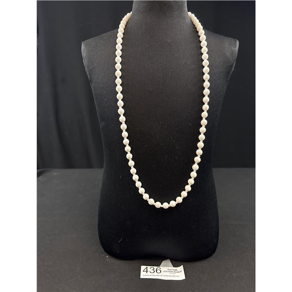 Vintage Milk Glass Beads Necklace