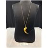 Image 1 : Vintage Claw Pendant w/ Chain Necklace