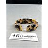 Image 2 : Vintage Lucite Open Cuff Bangle