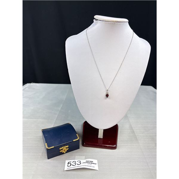 Truly Beautiful Old Sterling Silver .925 Genuine Garnet Necklace