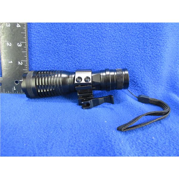 Tactical Flashlight with Quick Detachable Picatinny Mount