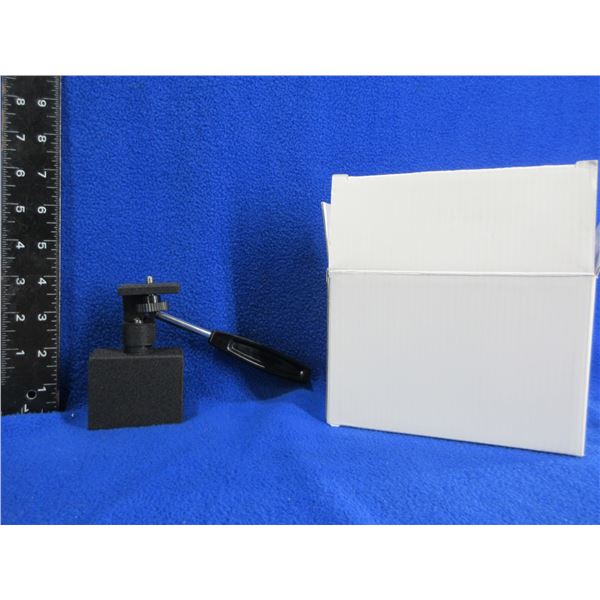 NEW - Spotting Scope/Camera Car Window Mount