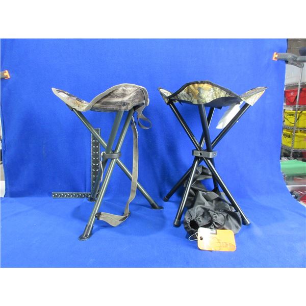 2 Stools - Timber Ridge 3 Legged, Huntshield 4 Legged - Appear New