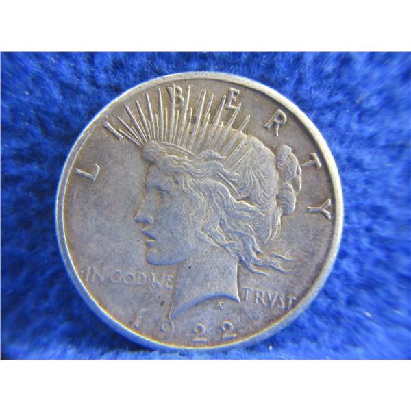 1922 USA One Dollar "Peace Dollar" - .900 Silver