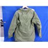 Image 2 : Canadian Military Surplus Jacket - Size 7036 (Height 70, Chest 36)