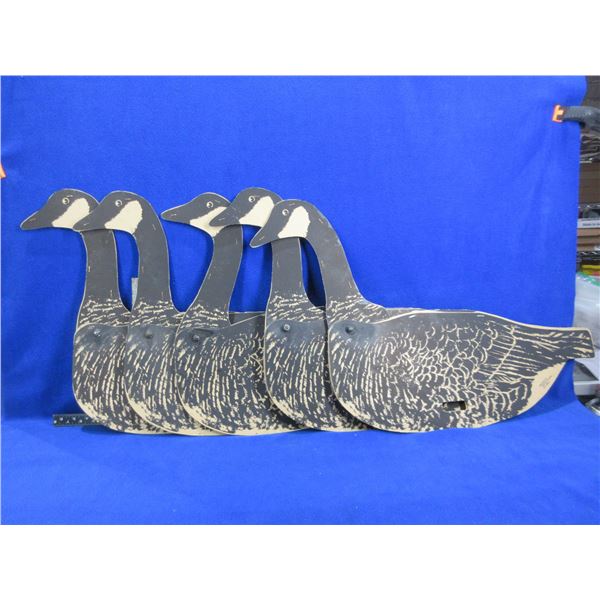 5 Vintage Canada Goose Ground Decoys - Boxcraft Canada
