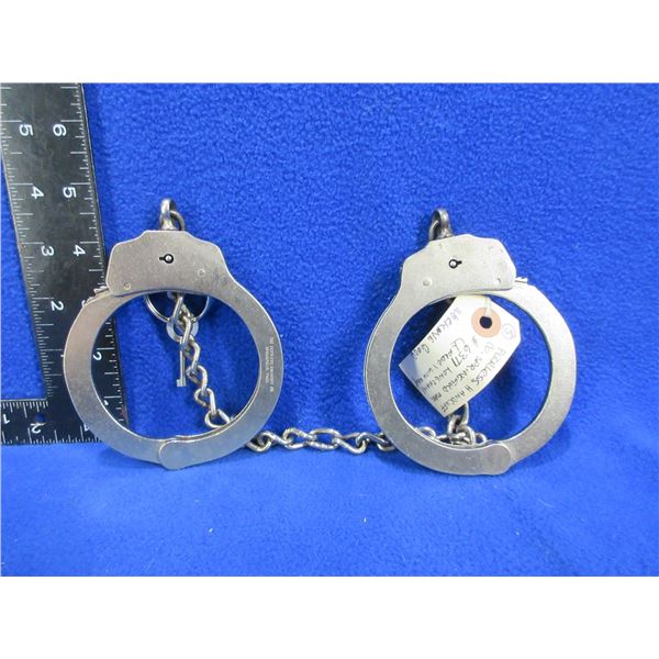 Vintage Handcuffs with 1 Key # 6371 - Peerless Handcuff Co.