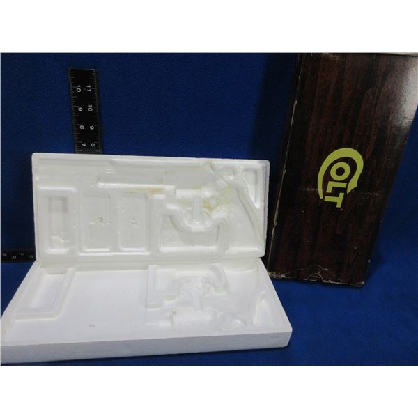 Colt Revolver Empty Box