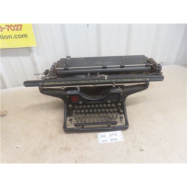 Underwood Manual Type Writer