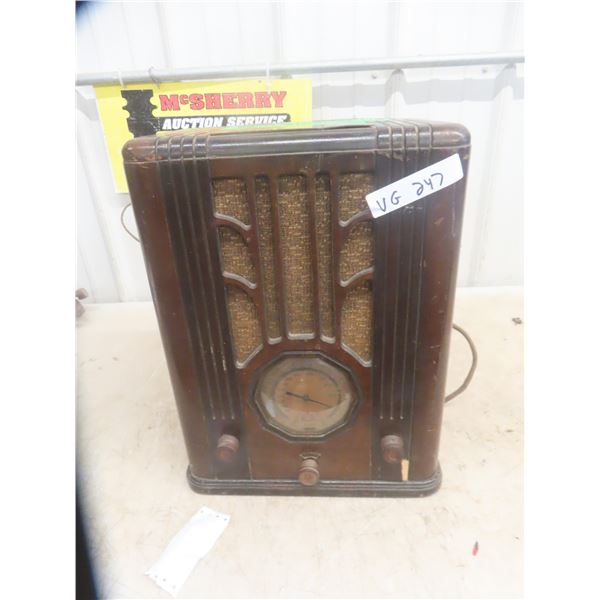 Majestic Radio 1930s Powered By Windmill Battery