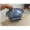 Image 6 : Medalta 3 gal. Crock- Has Chip + Granite Bread Bowl 