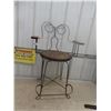 Image 1 : Rustic Wrought Iron Chair 