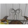 Image 2 : Rustic Wrought Iron Chair 