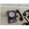 Image 4 : 3 Vintage Phones and Wooden Ringer 