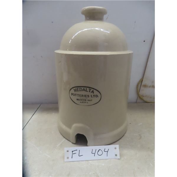 Medalta Stoneware Chicken Feeder 