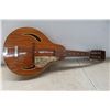 Image 7 : Mandolin with Case