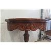 Image 3 : Antique Pedestal Carved Side Table 28x24