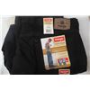 Image 2 : 6 Pairs Men's Pants 42x30 Wrangler, George